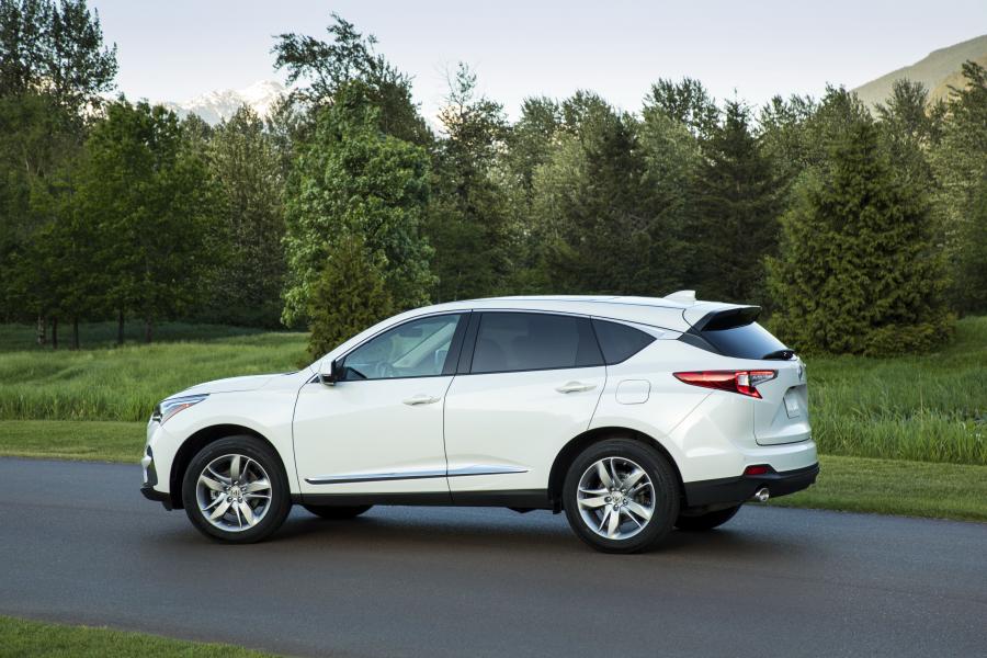  Acura RDX 2018 года  (фото 11 из 54)